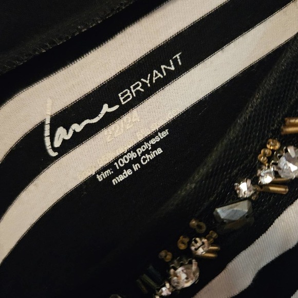 Lane Bryant Embellished collar black/white chevron stripe 22/24 - Picture 2 of 4